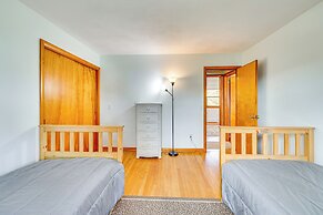 4 Mi to Beach: Furnished Deck at Waterford Home!