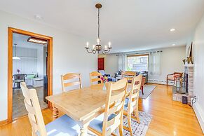 4 Mi to Beach: Furnished Deck at Waterford Home!