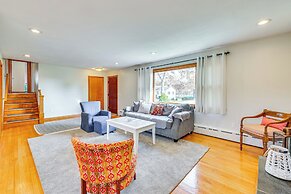 4 Mi to Beach: Furnished Deck at Waterford Home!