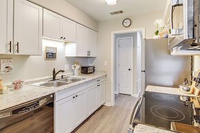 Patio for Al Fresco Dining: Home in Hinesville!