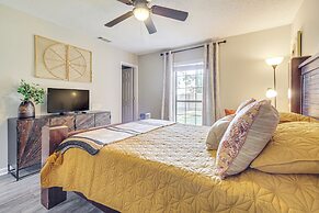 Patio for Al Fresco Dining: Home in Hinesville!