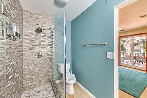 13 Mi to Downtown San Diego: Quiet Home w/ Spa!