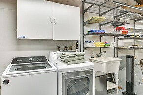 13 Mi to Downtown San Diego: Quiet Home w/ Spa!