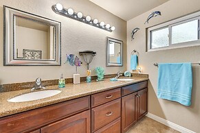 13 Mi to Downtown San Diego: Quiet Home w/ Spa!