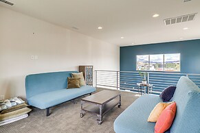 Luxe Midtown Townhome < 2 Mi to Dtwn Reno!