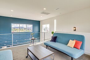 Luxe Midtown Townhome < 2 Mi to Dtwn Reno!