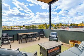 Luxe Midtown Townhome < 2 Mi to Dtwn Reno!