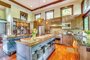 Golf Getaway w/ Hot Tub, Course Views in Cle Elum!