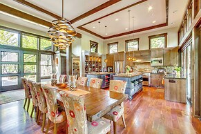 Golf Getaway w/ Hot Tub, Course Views in Cle Elum!