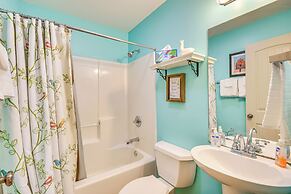 Hot Tub, Deck & Grill: Secluded Cabin in Clayton