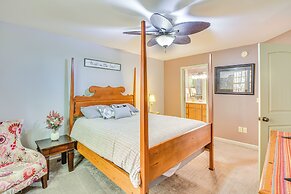 Hot Tub, Deck & Grill: Secluded Cabin in Clayton