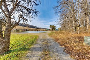 Working Goat Farm - Updated Clinton Corners Home!