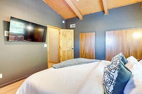 3 Mi to Dtwn: Mtn-view Cabin in Gatlinburg!