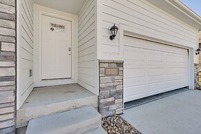 15 Mi to Dtwn Des Moines: Pet-friendly Waukee Home