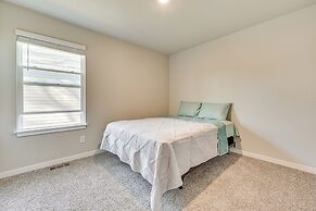 15 Mi to Dtwn Des Moines: Pet-friendly Waukee Home