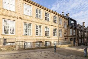 Host Stay City Hall View