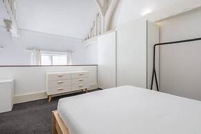 Host Stay City Hall View