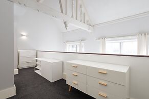 Host Stay City Hall View