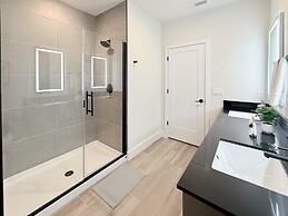 Upstay - Sunny Clermont Getaway With Private Pool