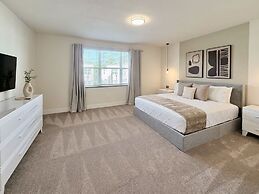 Upstay - Sunny Clermont Getaway With Private Pool