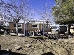 Stargazing Retreat Hot Tub BBQ Fire Pit Games