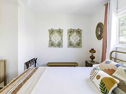 Stargazing Retreat Hot Tub BBQ Fire Pit Games