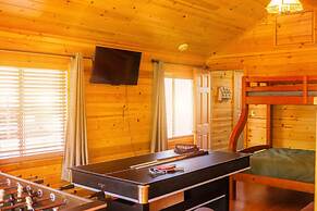 Discover Serenity Cozy Cabin With Mountain Views