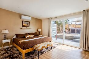 Stargaze Soak Hot Tub Fireplace Desert Views