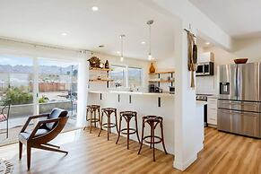 Stargaze Soak Hot Tub Fireplace Desert Views