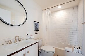 Stargaze Soak Hot Tub Fireplace Desert Views