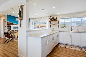 Stargaze Soak Hot Tub Fireplace Desert Views