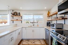 Stargaze Soak Hot Tub Fireplace Desert Views