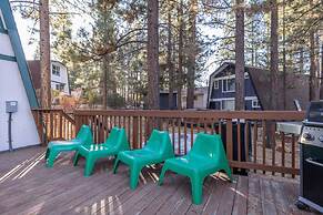 Blissful Mountain Cabin hot tub Fire pit More