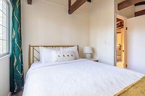 Blissful Mountain Cabin hot tub Fire pit More