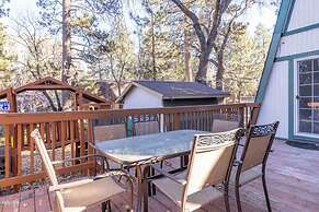 Blissful Mountain Cabin hot tub Fire pit More