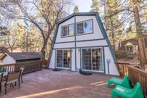 Blissful Mountain Cabin hot tub Fire pit More