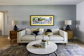 Cozy Condo w Heated Pool 1 Hr to Joshua Tree NP