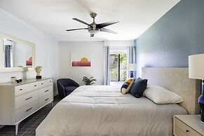 Cozy Condo w Heated Pool 1 Hr to Joshua Tree NP