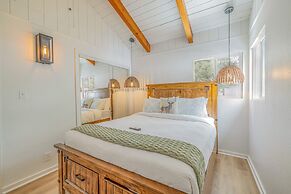 Quail Drive 2 Bdrm 1 Bath Modern Cabin Hot Tub