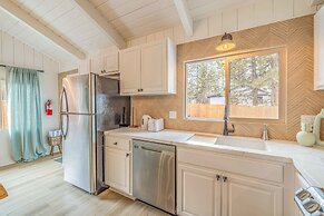 Quail Drive 2 Bdrm 1 Bath Modern Cabin Hot Tub