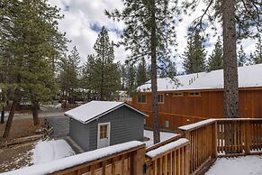 Quail Drive 2 Bdrm 1 Bath Modern Cabin Hot Tub