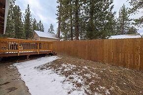 Quail Drive 2 Bdrm 1 Bath Modern Cabin Hot Tub