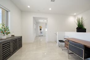 A Luxurious Oasis Experience in Desert Palm