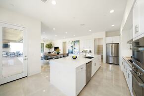 A Luxurious Oasis Experience in Desert Palm