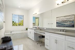 A Luxurious Oasis Experience in Desert Palm