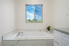 A Luxurious Oasis Experience in Desert Palm