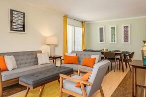 Relax at the 3BR Tranquil Oasis in Palm Springs