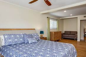 Relax at the 3BR Tranquil Oasis in Palm Springs