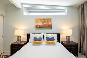 Lux Desert Retreat 4BR Pool Spa Stunning Views