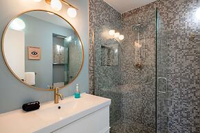 Lux Desert Retreat 4BR Pool Spa Stunning Views